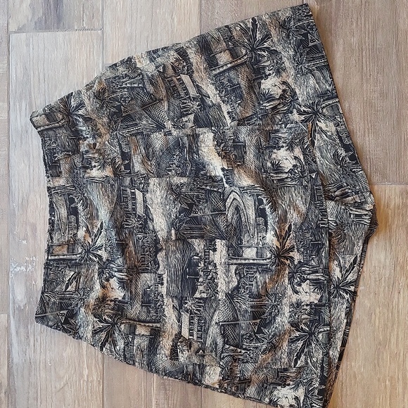 Line-Up Pants - Vintage Vtg Line-Up Black & Tan Tropical Print Polyester Golf Skort/Shorts, S